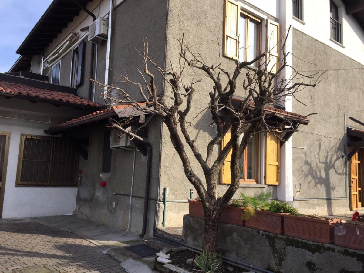 B & B Da Giusy Corte Franca Exterior foto